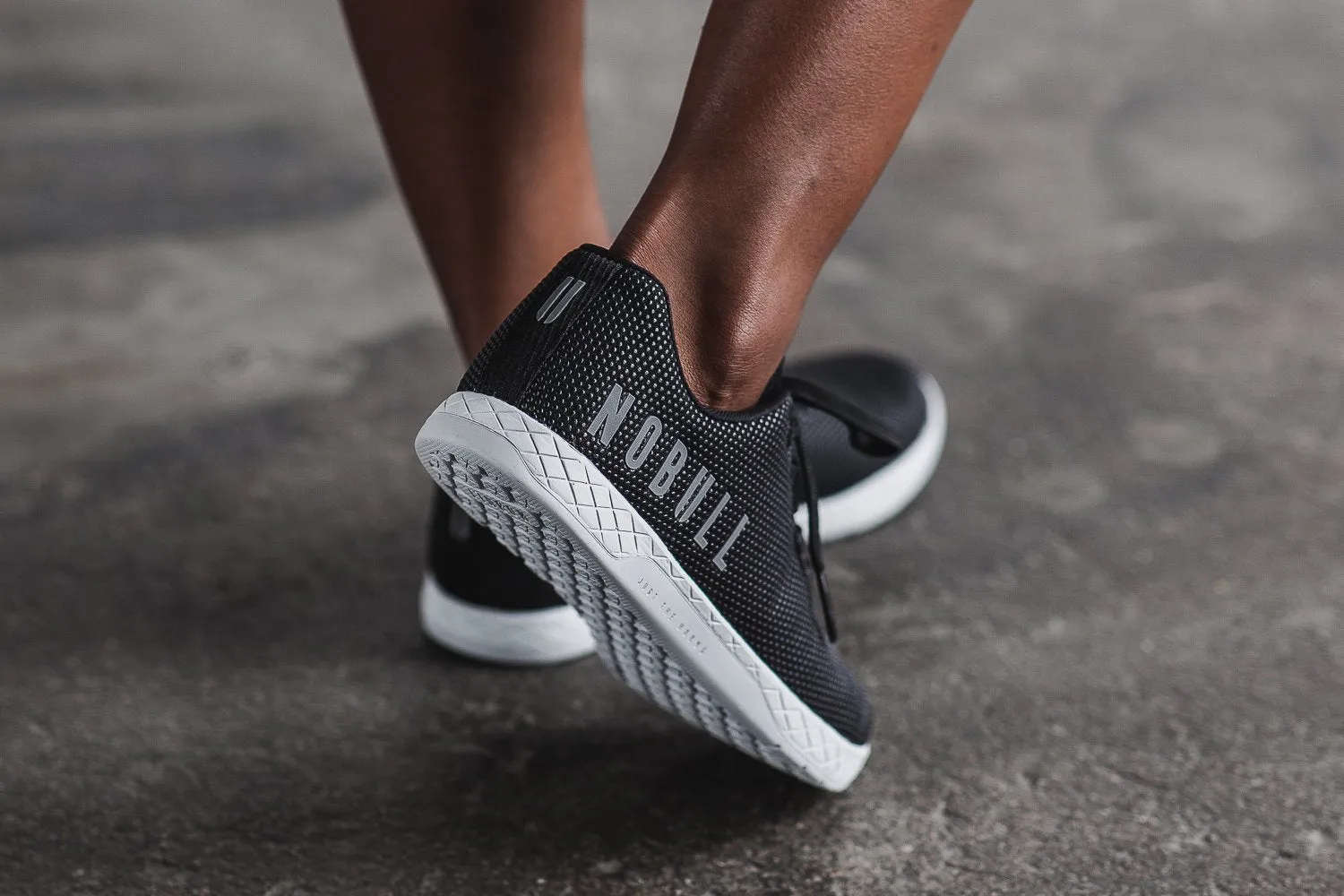 BLACK GREY TRAINER (WOMEN'S)