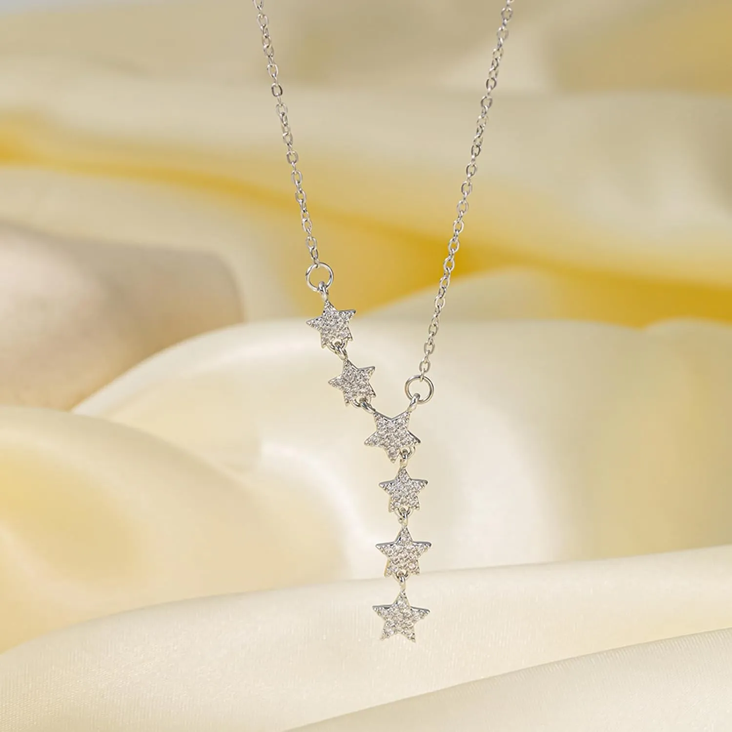 Dainty Crystal Star Necklace for Women Silver Lariat Star Pendant Necklace Adjustable Gold CZ Star Charm Necklace Shining Exquisite Star Y Necklace Delicate Statement Jewelry