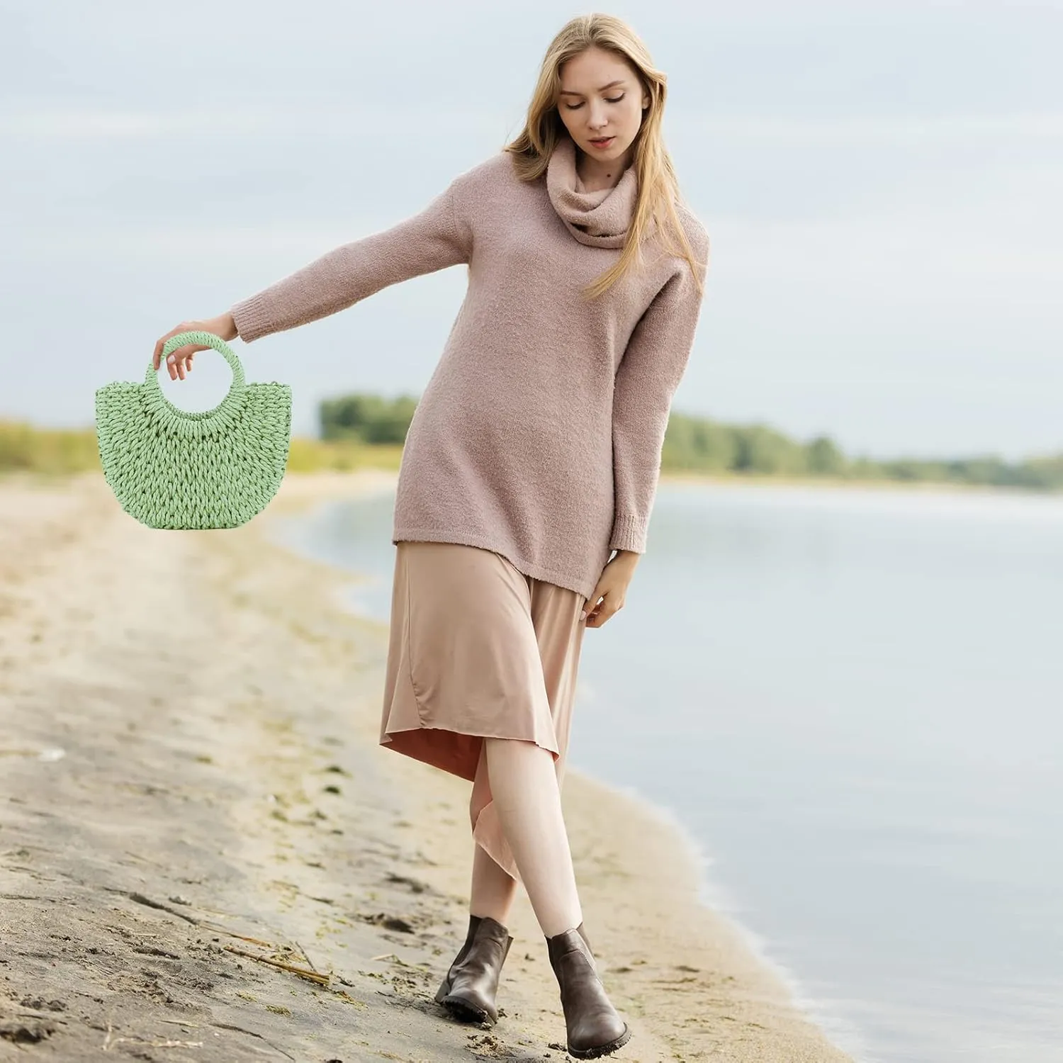 Mini Semi-circle Rattan Straw Bag, Hand-woven Women Summer Retro Beach Tote Shoulder Bag Crossbody Travel Beach Bag