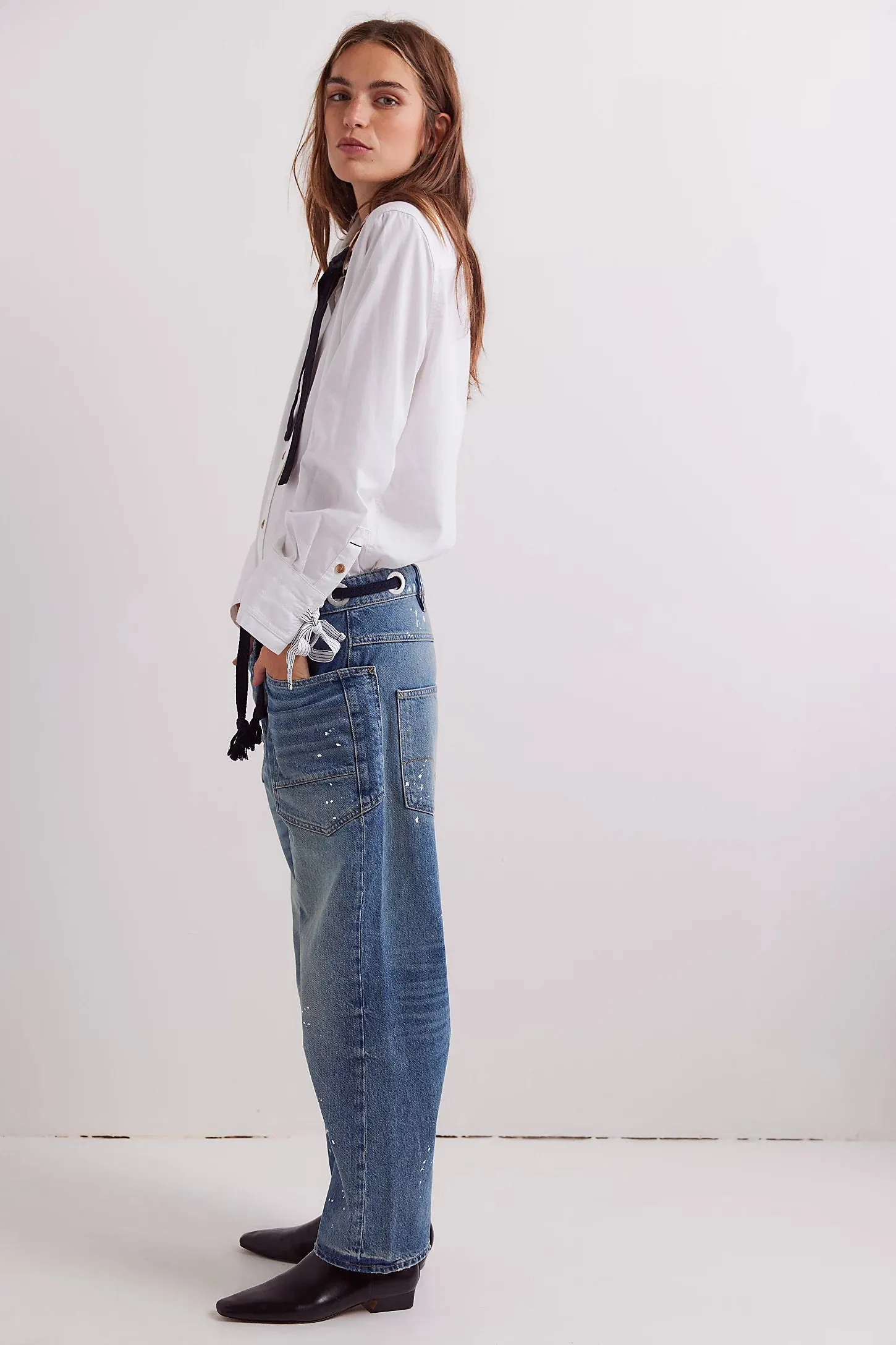 Moxie Pull-On Barrel Jeans in Timeless Blue