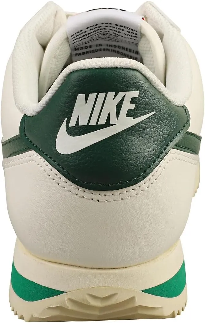 NIKE Women's Fashion Trainers