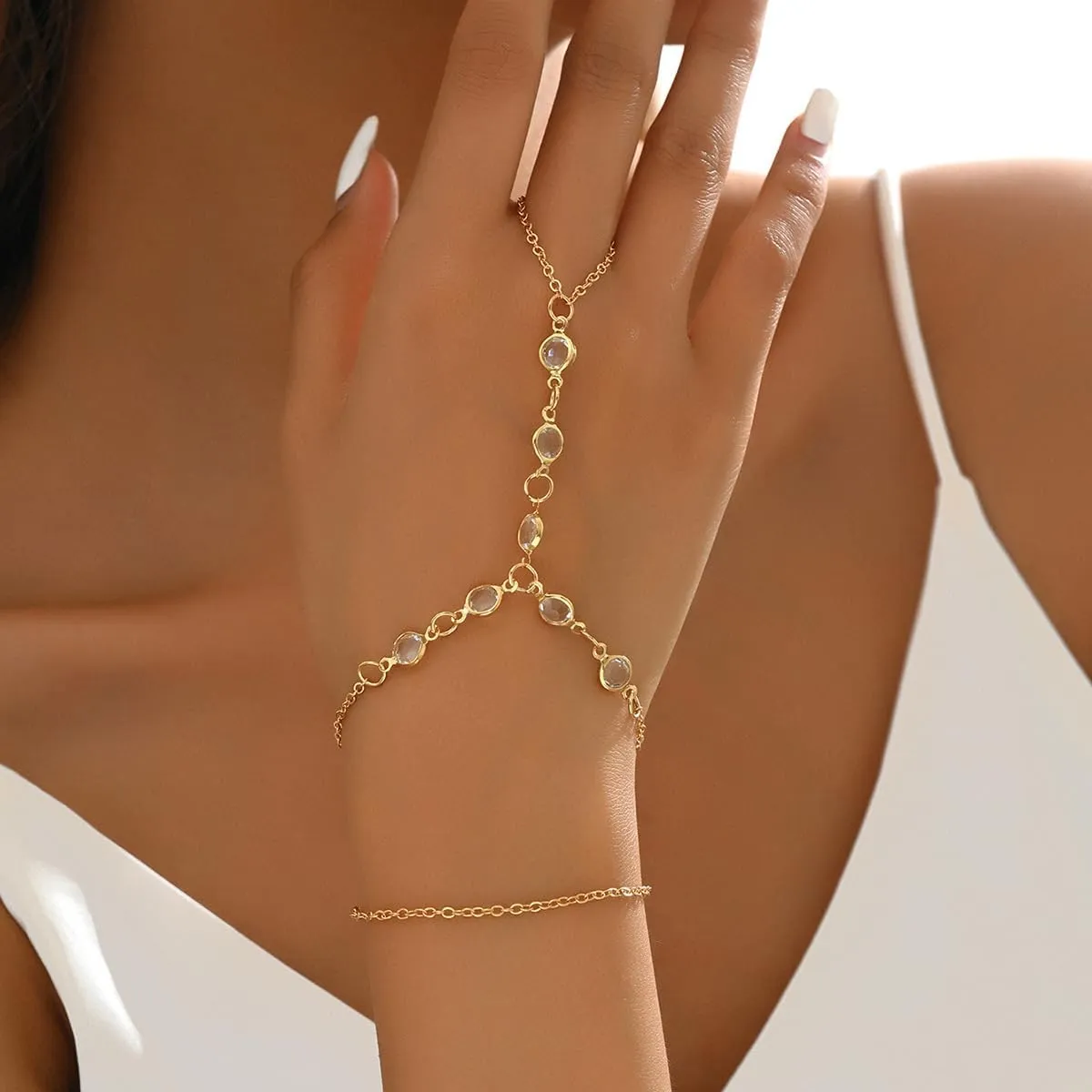 Ring Bracelet Hand Chain Bracelet Simple Dainty Gold Finger Bracelet Ring Hand Chain Slave Bracelets Boho Summer Beach Jewelry for Women