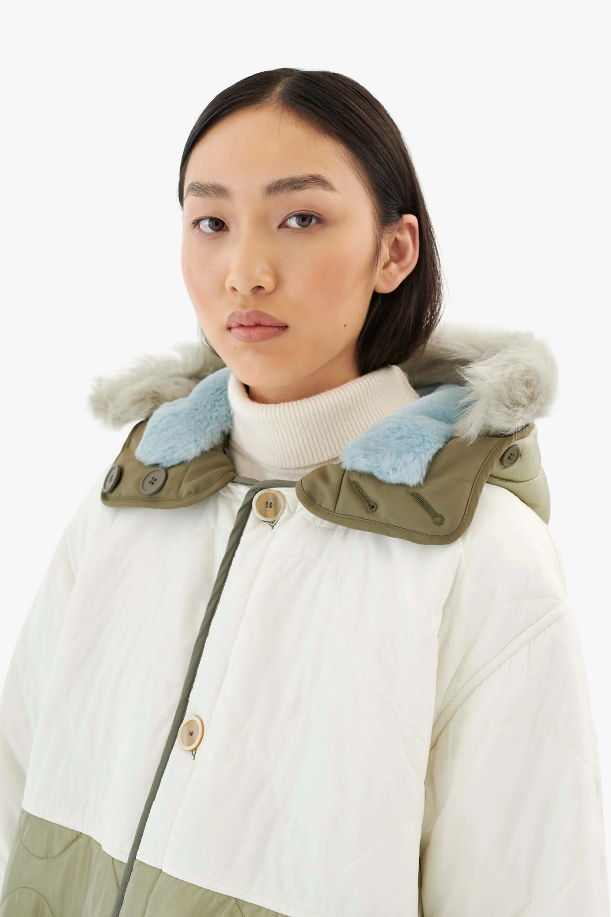 Shearling Quilt Hood - Sky Blue / Pale Sage