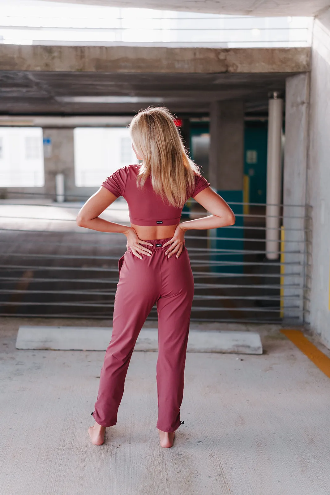 Teracotta Elliptical Top