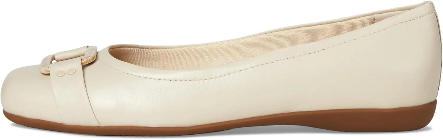 Trotters Women's Sizzle Flat