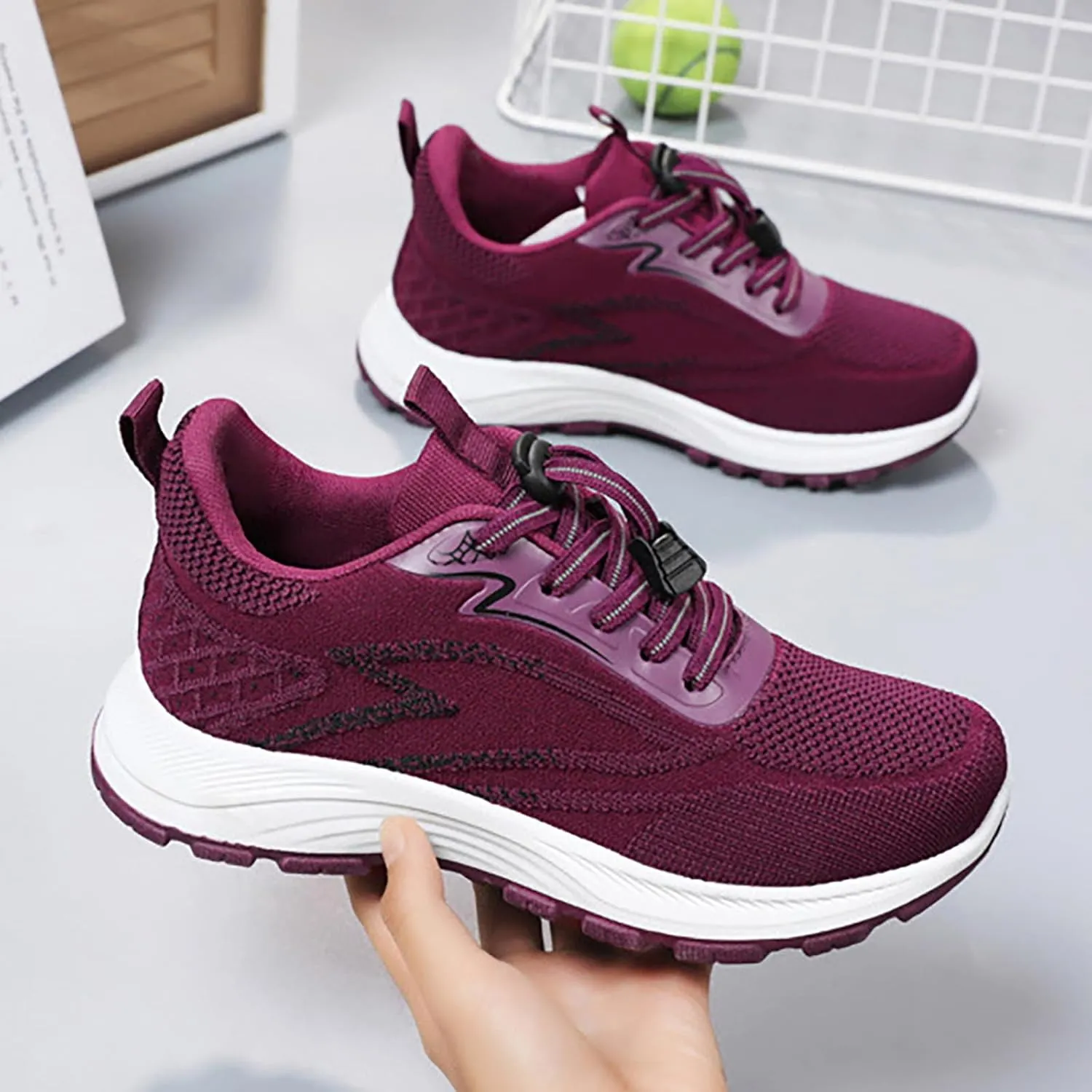 Women's Slip on Walking Shoes Comfy Knitted Non Slip Comfortable Running Shoes Breathable Mesh Sports Workout Tennis Shoes Lightweight Fashion Sneakers