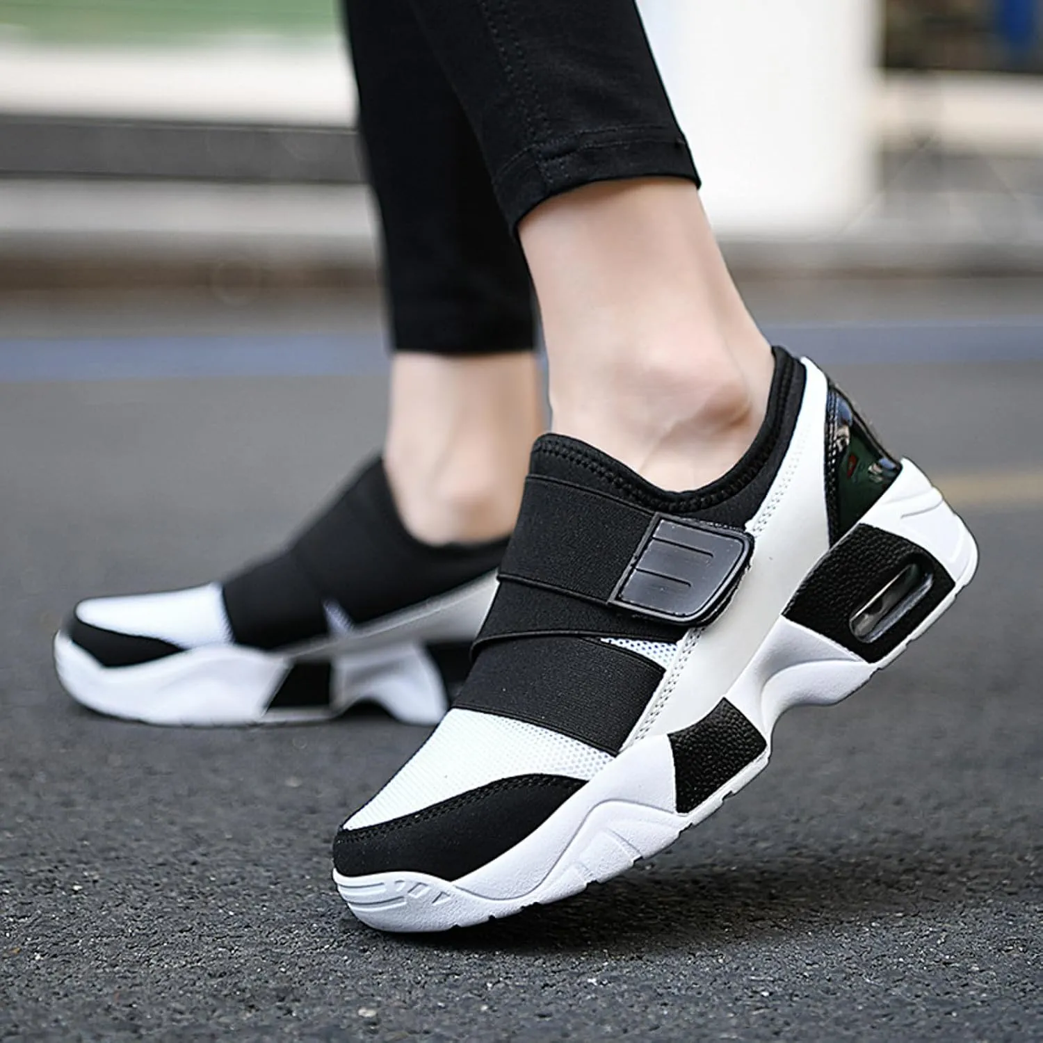 Womens Walking Shoes Slip on Comfy Knitted Non Slip Vintage Wide Running Shoes Breathable Mesh Sports Workout Tennis Shoes Fashion Lace Up Sneakers