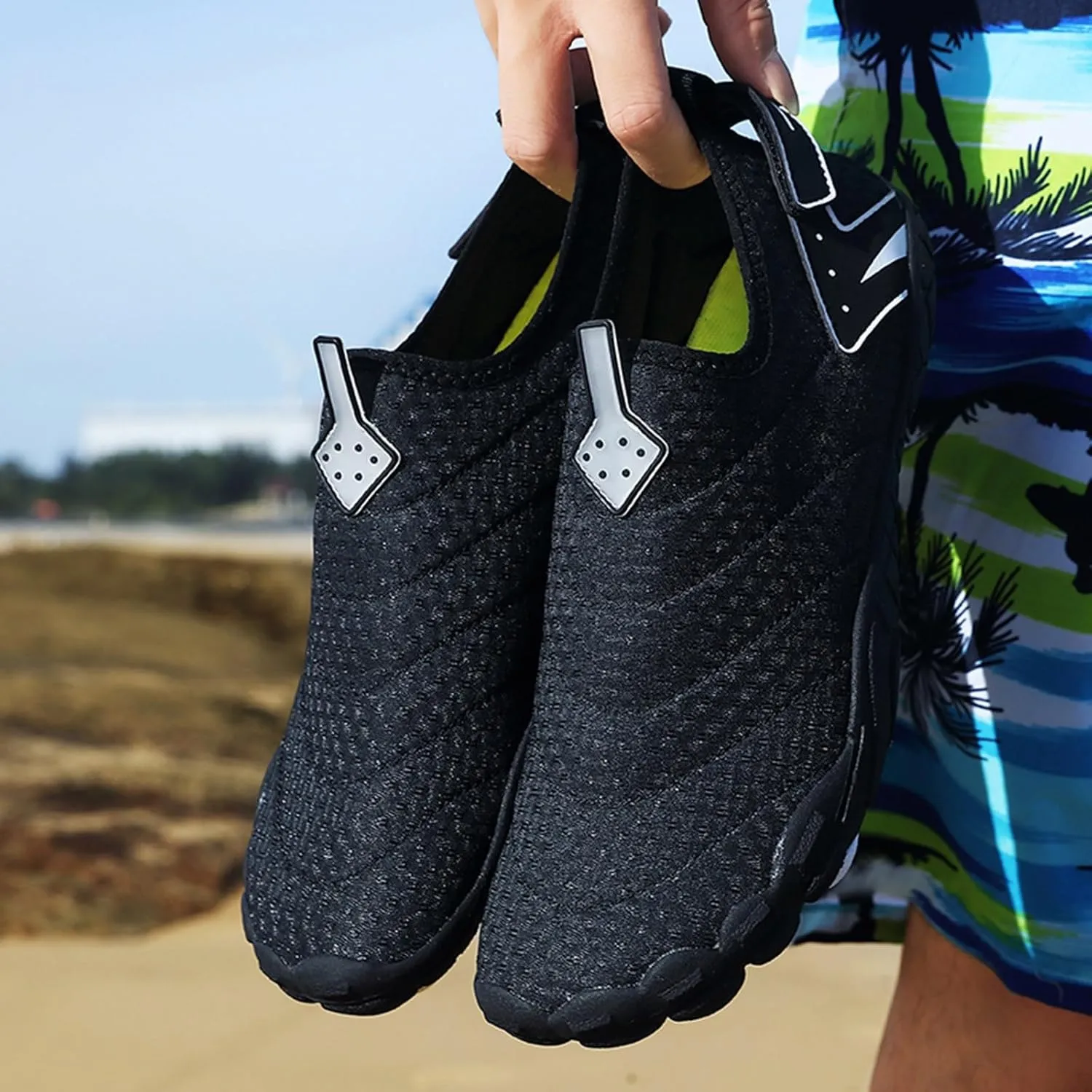 Womens Walking Shoes Slip on Dressy Knitted Non Slip Vintage Wide Running Shoes Breathable Mesh Sports Workout Tennis Shoes Lightweight Fashion Sneakers