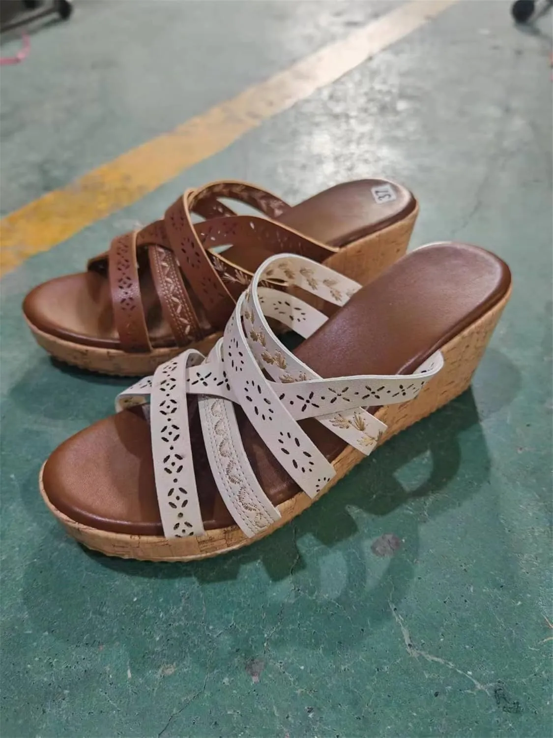 Womens Wedge Sandal Open Toe Slip On Crisscross Straps Platform Wedge Sandals Summer Casual Comfortable Resort Walking Shoes