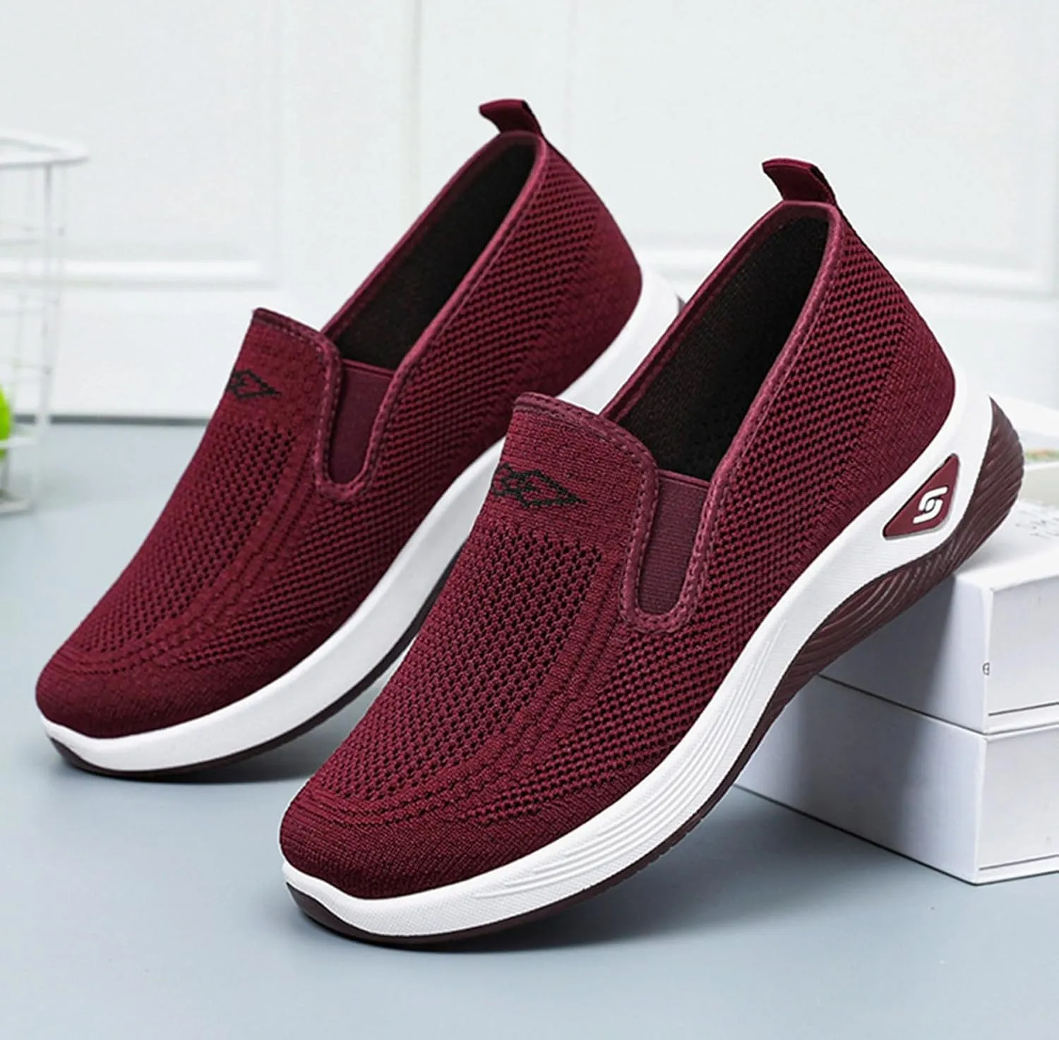 Women's Woven Orthopedic Breathable Soft Shoes Slip On Arch Support Walking Flying Sneakers Comfortable Wide Width Walking Shoes
