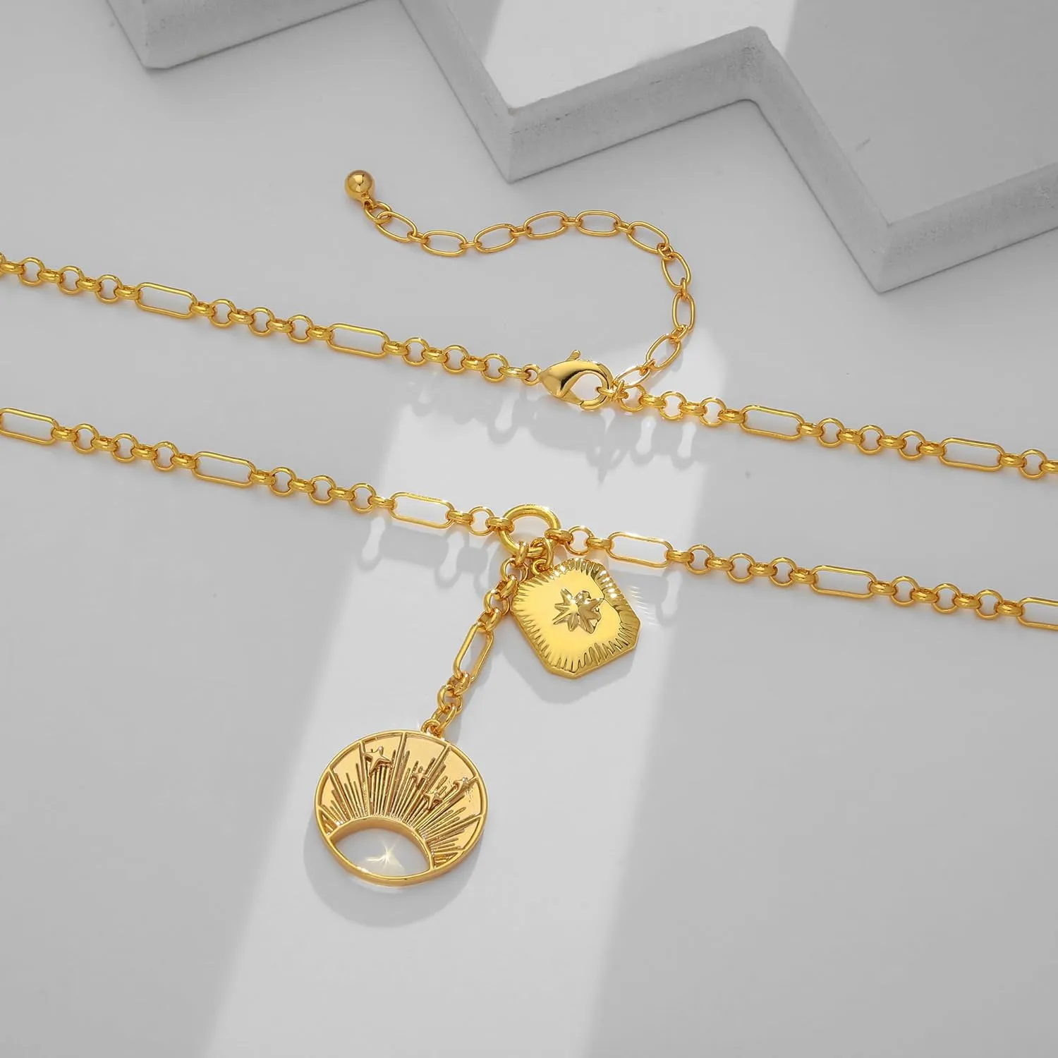 WOWORAMA Gold Pendant Necklace for Women Trendy Sun Star Cross Charm Necklace Lucky Leaf Heart Choker Necklace Chunky Gold Chain Necklace